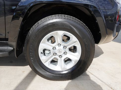 Used 2024 Toyota 4Runner SR5 image 10