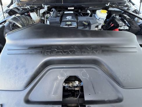 Used 2024 RAM 2500 Big Horn w/ Off Road Package AWD/4WD image 33