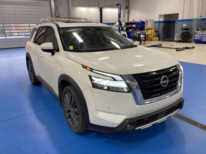 Used 2022 Nissan Pathfinder SL w/ SL Premium Package