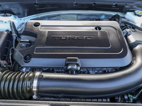 Used 2023 Buick Envision Essence FWD image 28