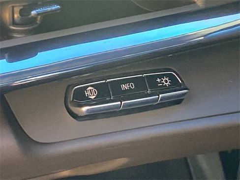 Used 2023 Chevrolet Corvette Stingray Premium Conv w/ Z51 Performance Package image 15