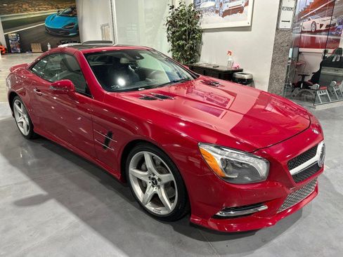 Used 2015 Mercedes-Benz SL 550 w/ Driver Assistance Package image 9