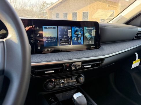 New 2026 Nissan Kicks SV w/ SV Premium Package image 13