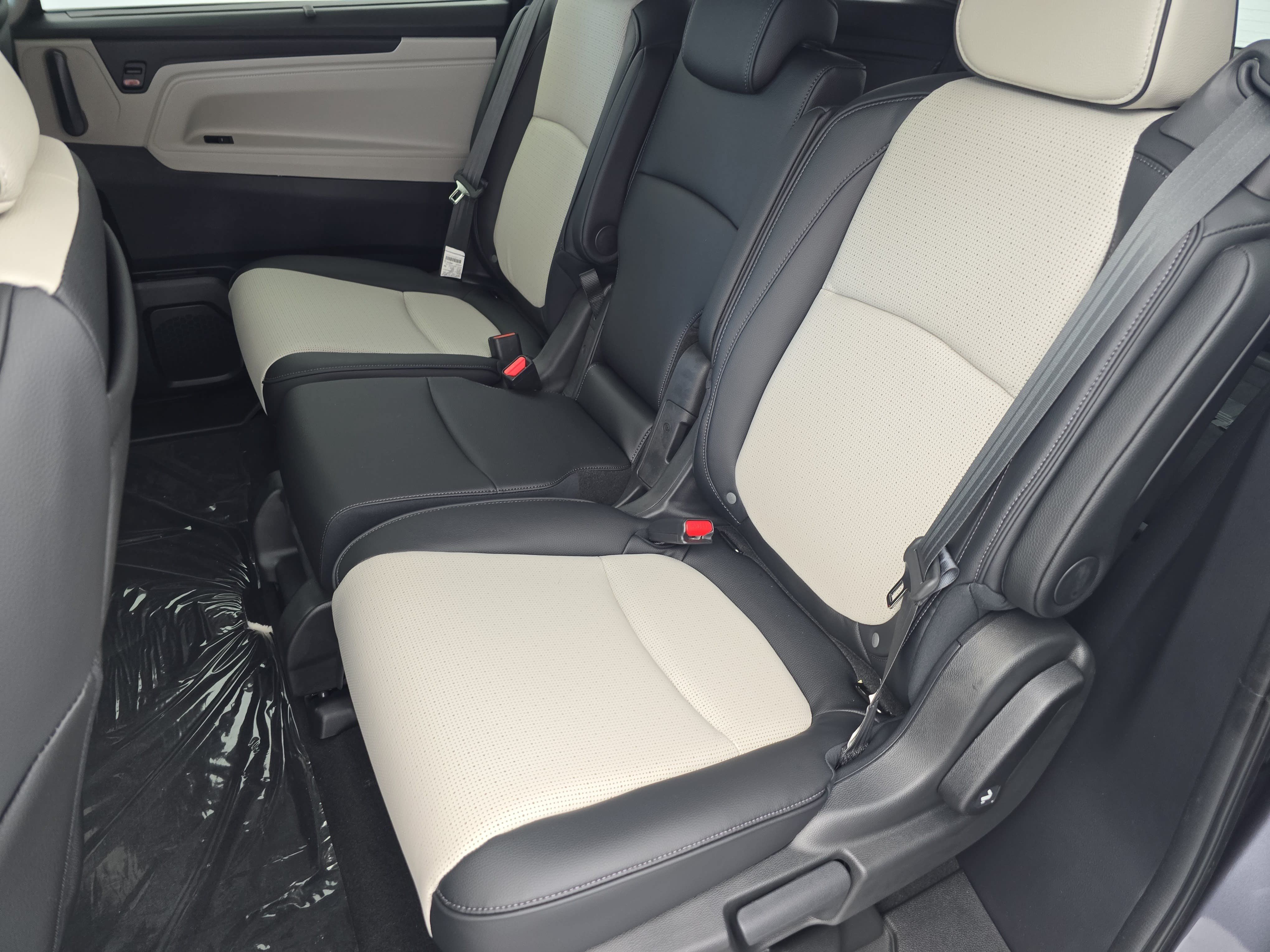 New 2027 Honda Odyssey Elite image 15