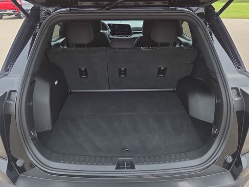 Used 2025 Chevrolet Equinox LT FWD image 5