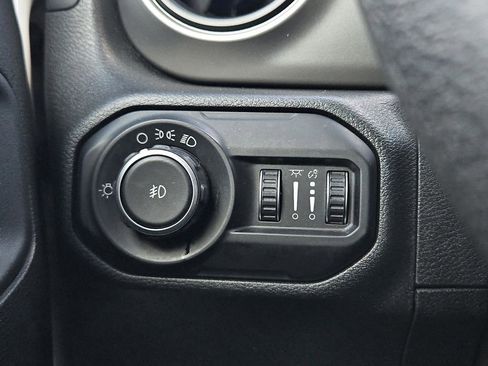 Certified 2021 Jeep Wrangler Sport image 26