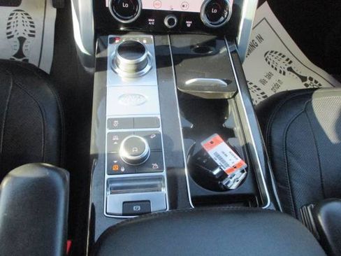 Used 2020 Land Rover Range Rover HSE AWD/4WD image 18