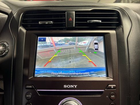 Used 2020 Ford Fusion Titanium image 16