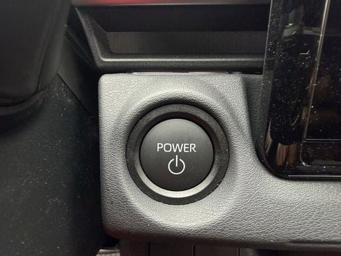 Used 2026 Toyota C-HR AWD/4WD image 22
