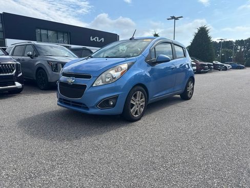 Used 2014 Chevrolet Spark LS FWD image 2