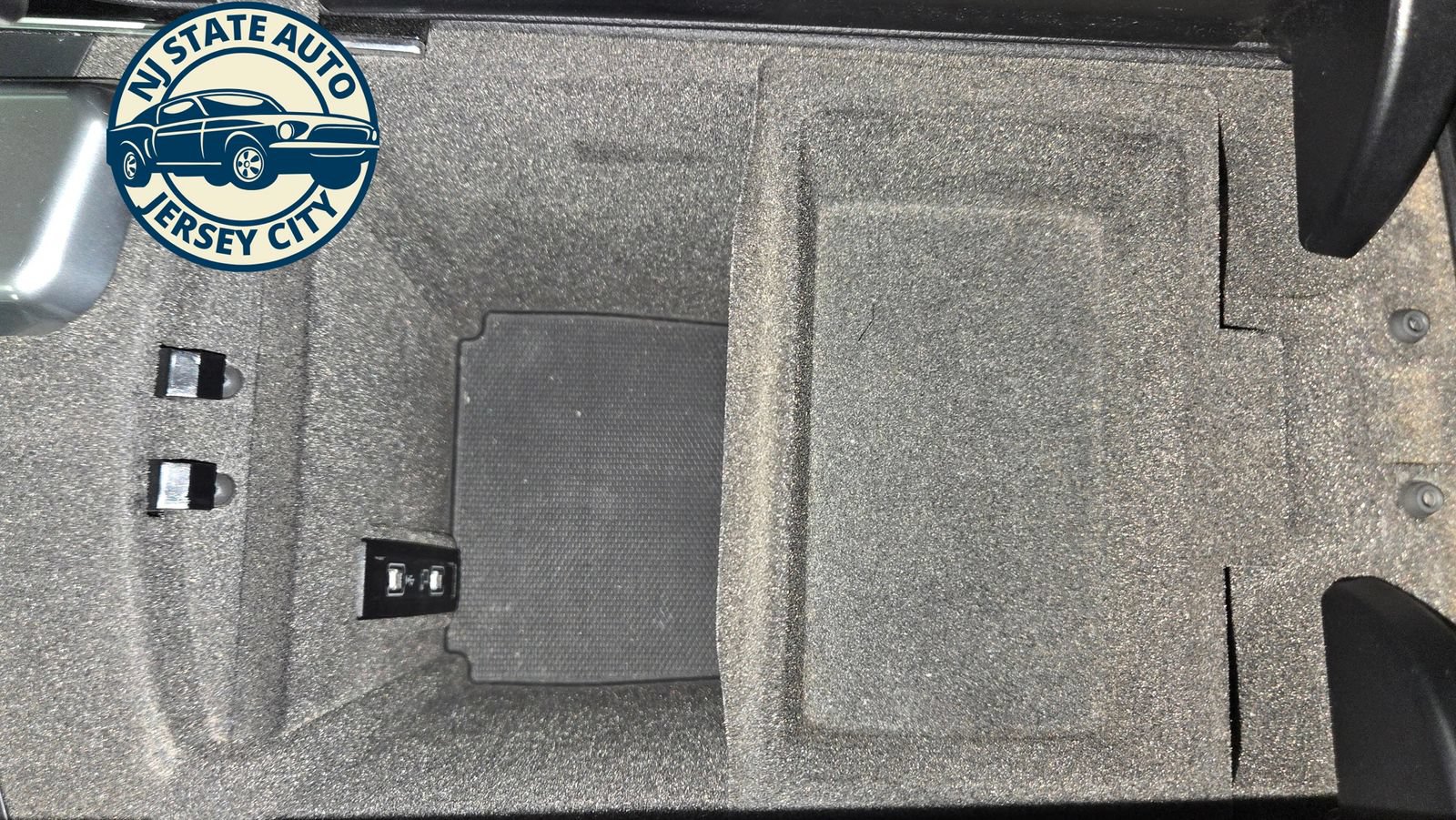 Used 2016 Mercedes-Benz GLE 350 4MATIC w/ Premium Package image 19