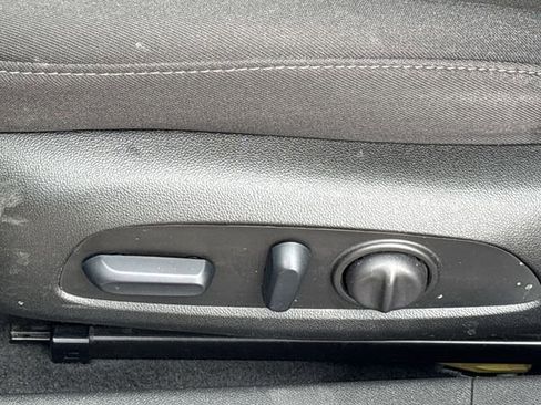 Used 2024 Chevrolet Malibu LT FWD image 28