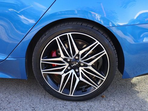 Used 2023 Kia Stinger GT2 image 23