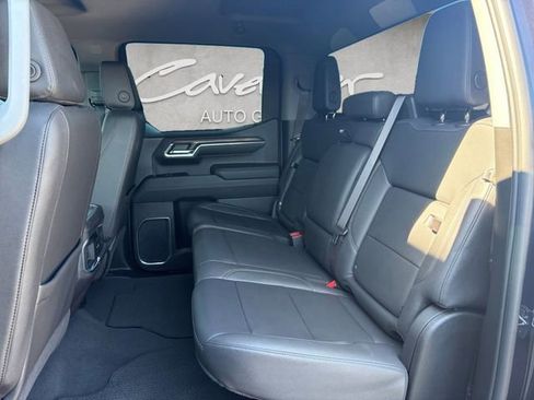 Certified 2023 GMC Sierra 1500 SLT RWD image 18