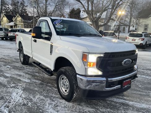 Used 2022 Ford F250 XL w/ Power Equipment Group image 7