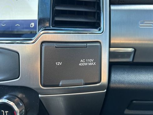 Used 2022 Ford F450 Platinum w/ FX4 Off-Road Package image 23