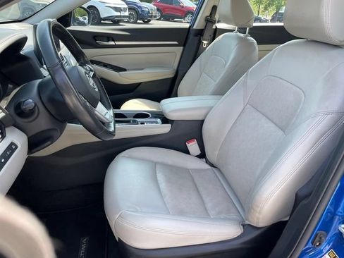 Used 2025 Nissan Altima 2.5 SL AWD/4WD image 6