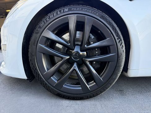 Used 2021 Tesla Model S Long Range AWD/4WD image 37
