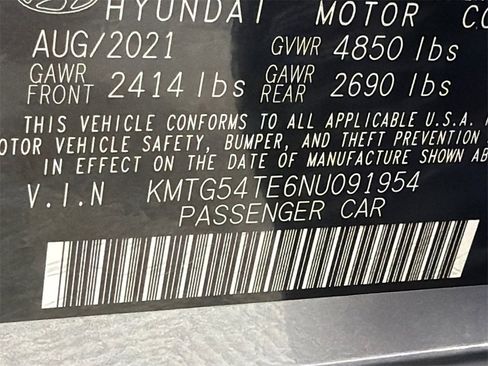 Used 2022 Genesis G70 3.3T image 33