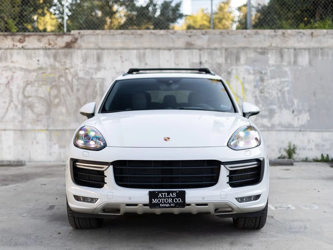 Used 2016 Porsche Cayenne GTS w/ Premium Package Plus AWD/4WD image 6