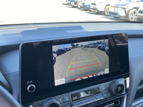 Certified 2025 Toyota Grand Highlander AWD image 10