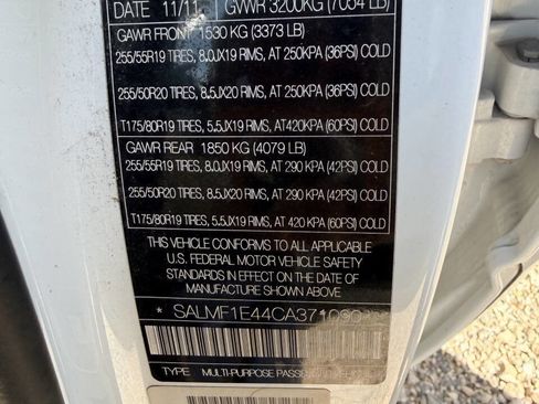 Used 2012 Land Rover Range Rover Supercharged image 19