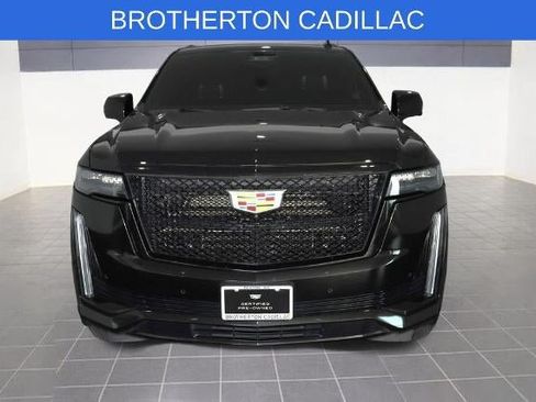 Used 2024 Cadillac Escalade Sport Platinum w/ Heavy-Duty Trailer Package AWD/4WD image 11