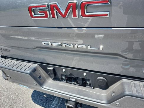 Certified 2026 GMC Sierra 1500 Denali w/ Denali Reserve Package AWD/4WD image 4