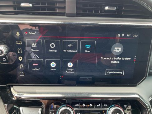 Used 2025 GMC Sierra 1500 AT4X w/ AT4X AEV Edition AWD/4WD image 17