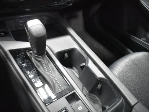 New 2026 Nissan Sentra SV FWD image 17
