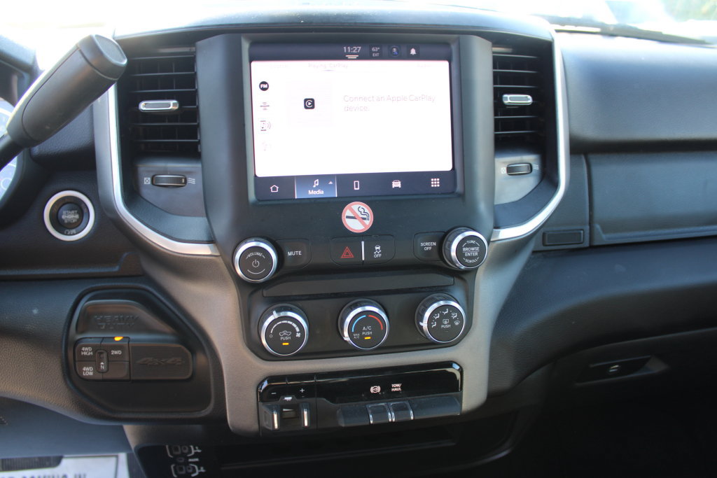 Used 2024 RAM 3500 Big Horn AWD/4WD image 23