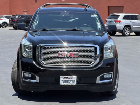 Used 2016 GMC Yukon XL Denali AWD/4WD image 7
