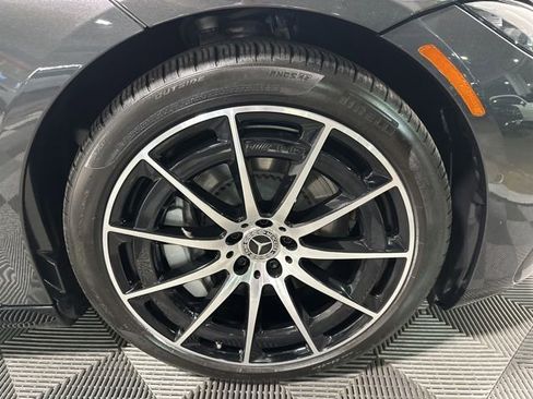 Certified 2023 Mercedes-Benz EQS 580 4MATIC Sedan w/ Exclusive Trim Package image 33