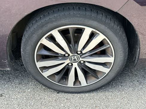 Used 2016 Honda Fit EX image 5