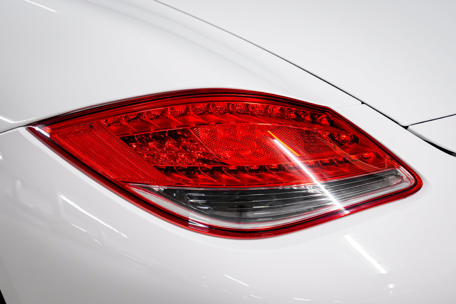 Used 2010 Porsche Boxster S RWD image 27