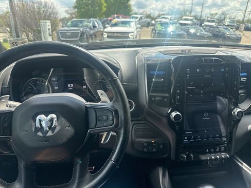 Used 2022 RAM 1500 Laramie AWD/4WD image 20
