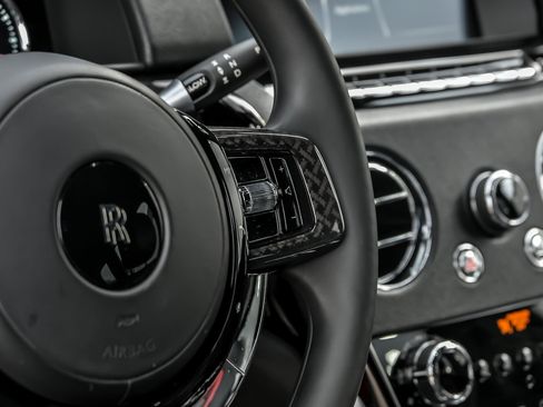 Used 2021 Rolls-Royce Cullinan Black Badge AWD/4WD image 33