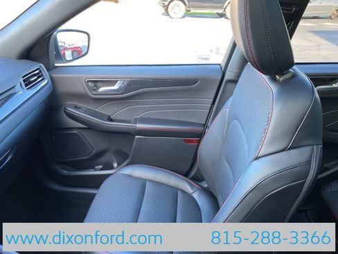 New 2025 Ford Escape ST-Line Select w/ Tech Pack #1 image 18