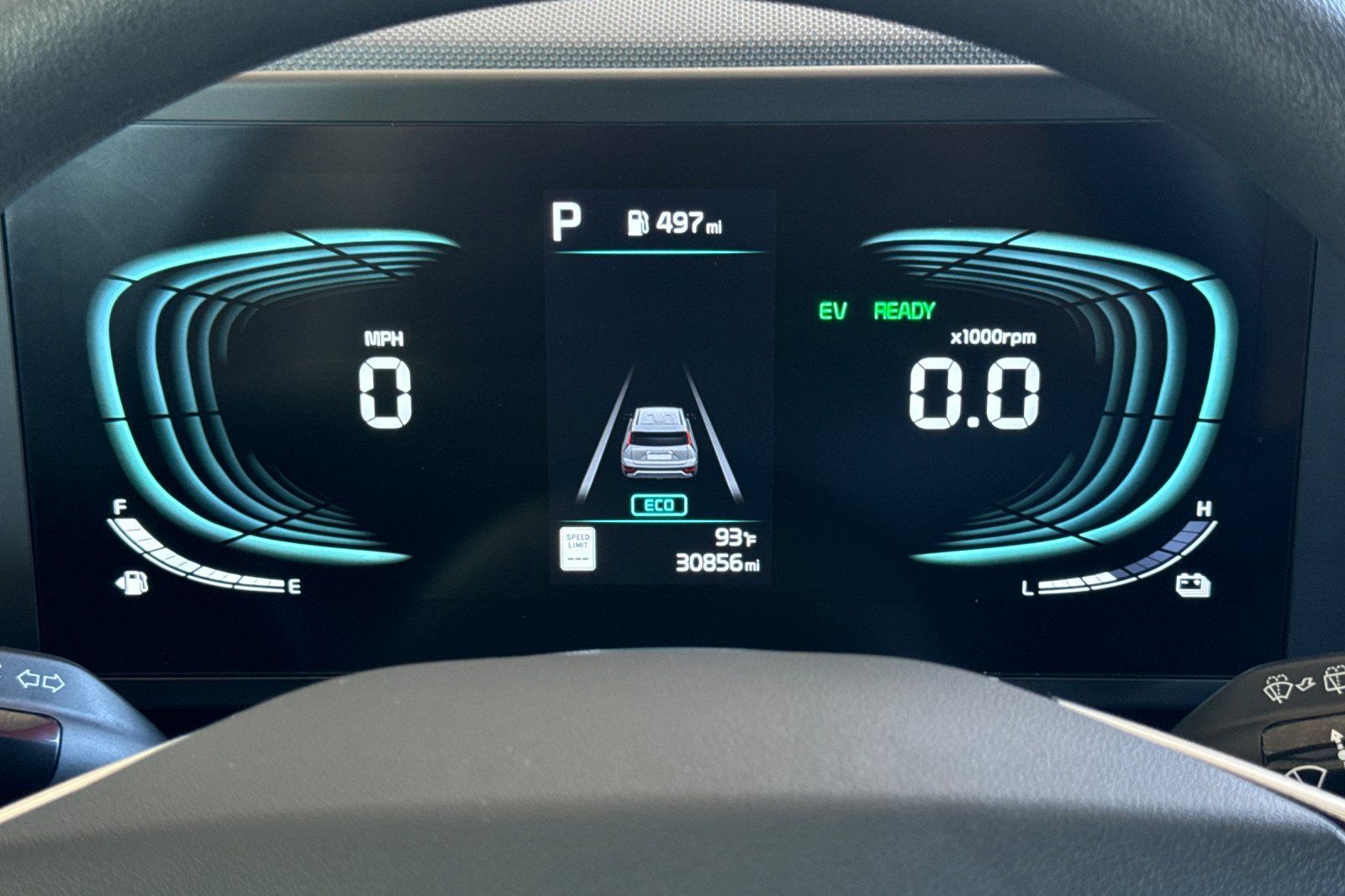 Used 2025 Kia Niro LX FWD image 23