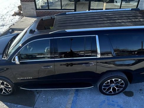 Used 2017 Chevrolet Suburban Premier image 11