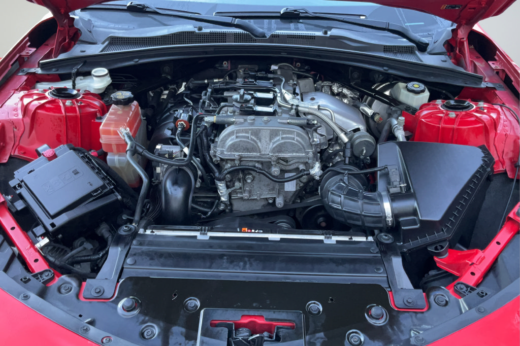 Used 2019 Chevrolet Camaro LS RWD image 21