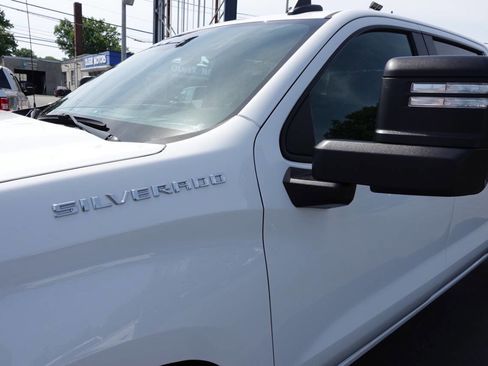 Used 2024 Chevrolet Silverado 1500 W/T w/ WT Value Package AWD/4WD image 7