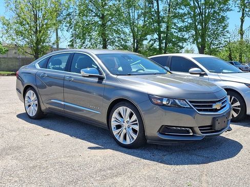 Used 2016 Chevrolet Impala LTZ w/ Enhanced Convenience Package FWD image 6