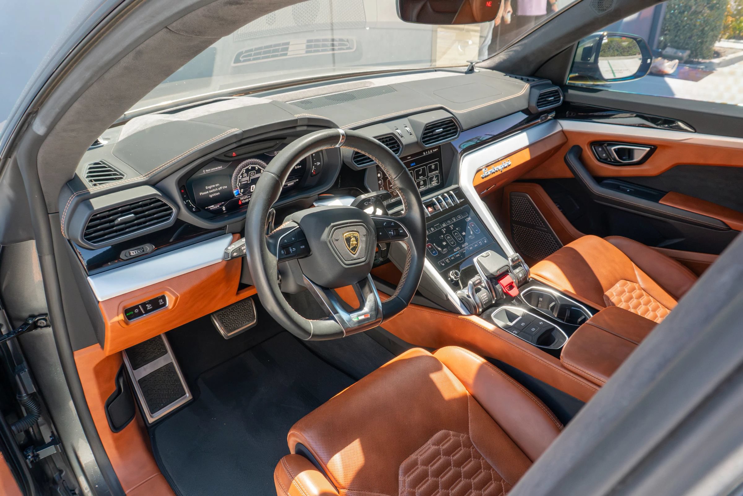 Used 2019 Lamborghini Urus AWD/4WD image 64