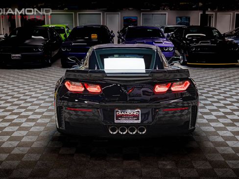 Used 2016 Chevrolet Corvette Z06 w/ 3LZ Preferred Equipment Group image 25