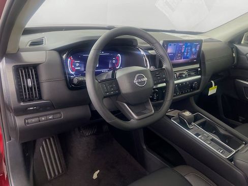 New 2026 Nissan Pathfinder SL FWD image 7