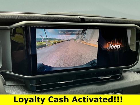 New 2025 Jeep Gladiator Sport image 21