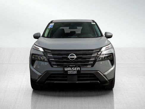 New 2026 Nissan Rogue SV AWD/4WD image 2