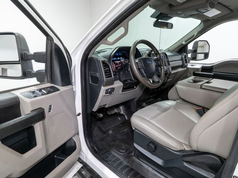 Used 2020 Ford F350 XL w/ STX Appearance Package image 15