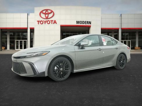 New 2026 Toyota Camry SE image 6